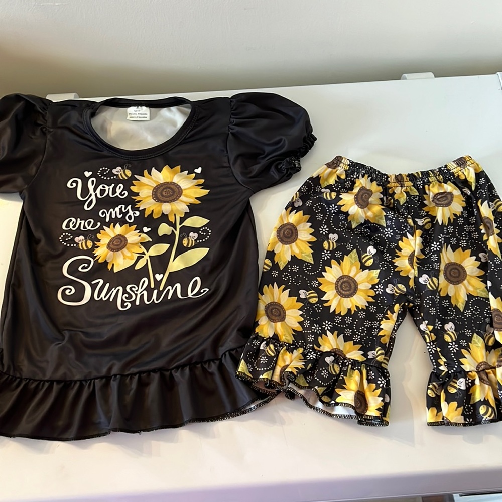 Girls 3t Outfit Sunflowers